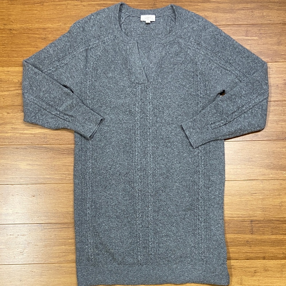 Loft Cozy Gray Cable-Knit Women’s Sweater Dress size Medium